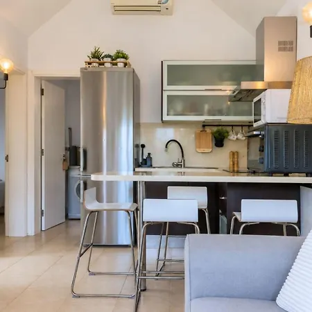 Guest house Guestready - Los Tunos Family Pool 3*