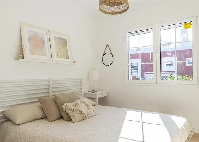 Gasthof Guestready - Tunos 76 - Fc 3*